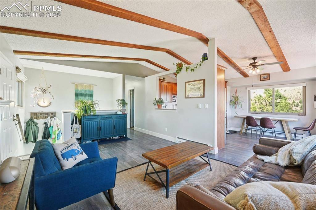 Manitou Springs, CO 80829,975 Crystal Park RD