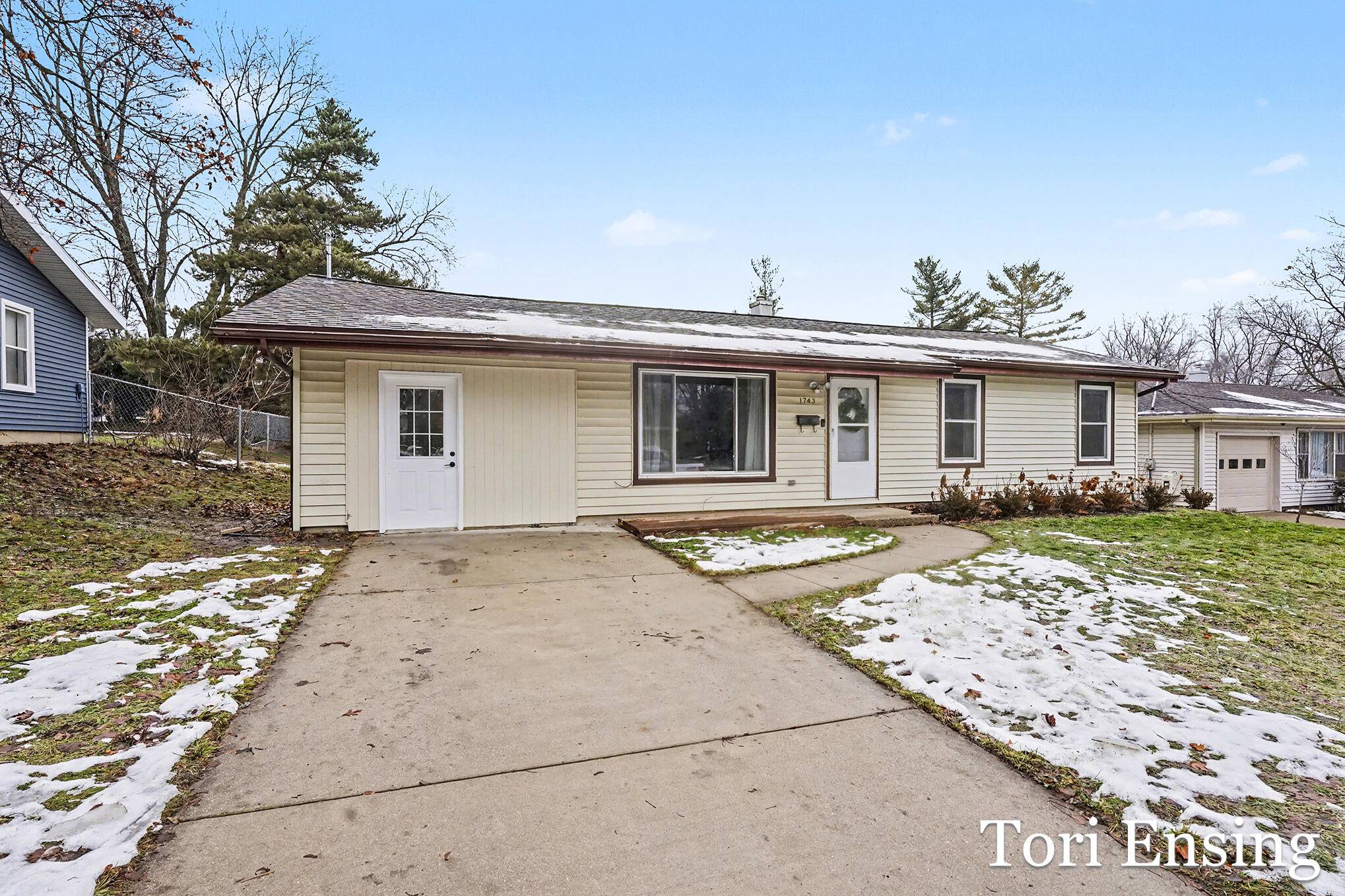 Grand Rapids, MI 49503,1743 Matilda ST NE