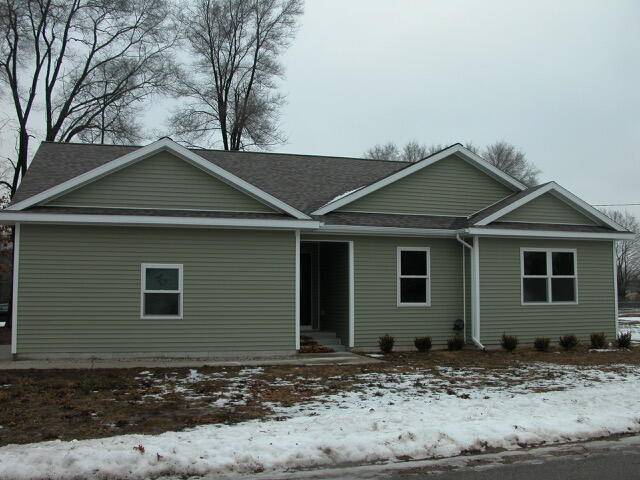 Belding, MI 48809,902 N York ST