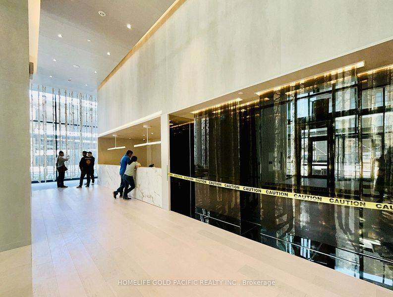 Toronto C08, ON M5E 0G1,55 Cooper ST #3502