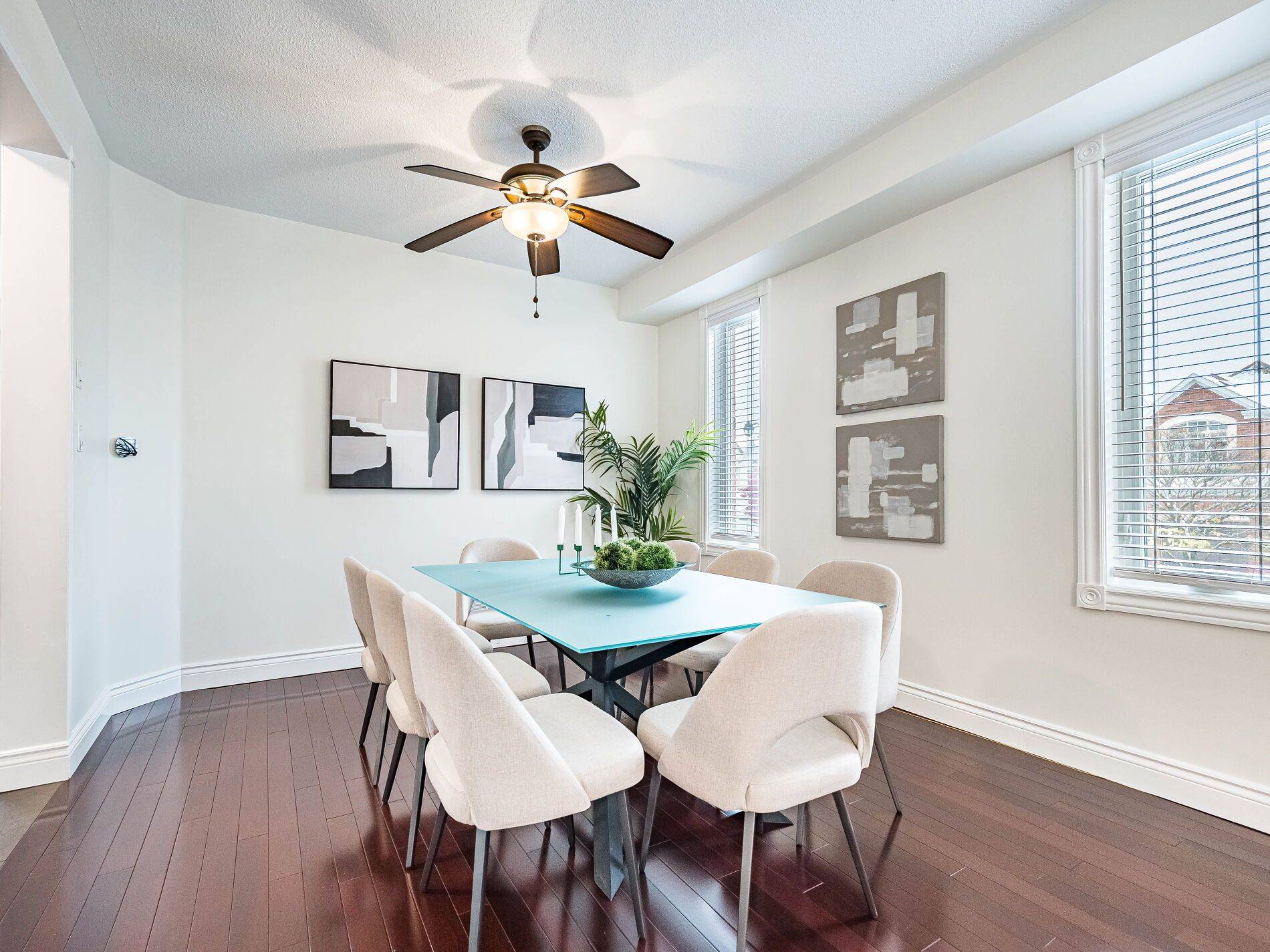 Toronto E10, ON M1C 5E4,52 Long Island CRES