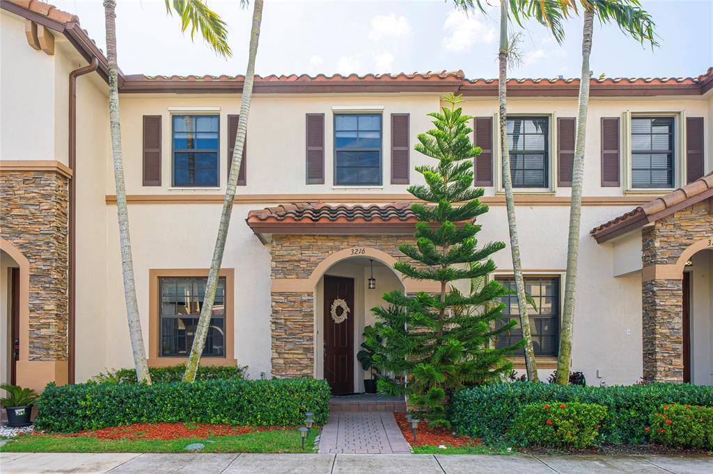 Homestead, FL 33033,3216 SE 6th St