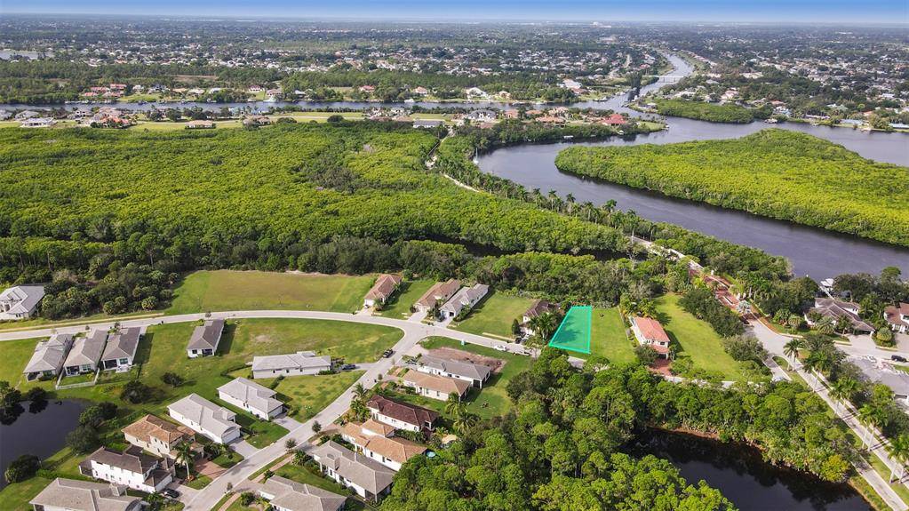 Port St Lucie, FL 34952,119 SE Via Bisento