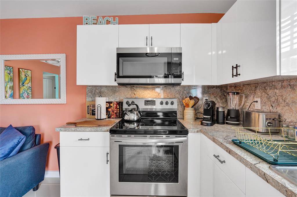 Miami, FL 33150,8236 NW 1st Pl #1