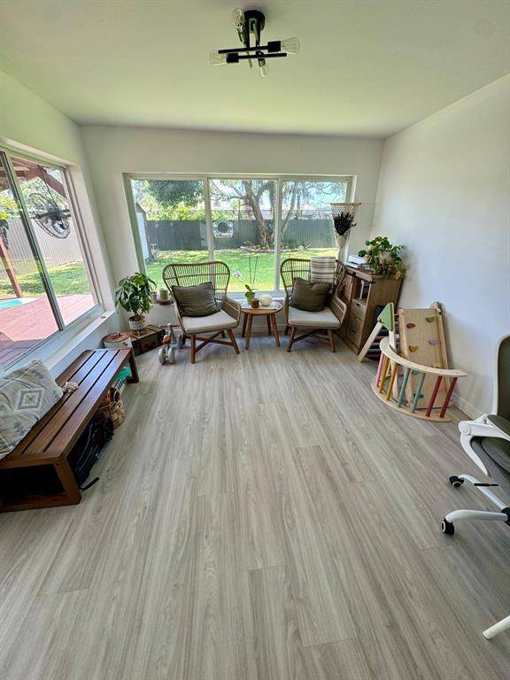 Hollywood, FL 33024,2731 N 66th Ave