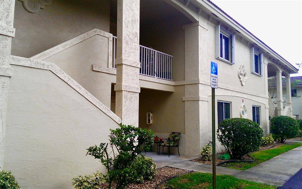 Coral Springs, FL 33065,8496 NW 40th St