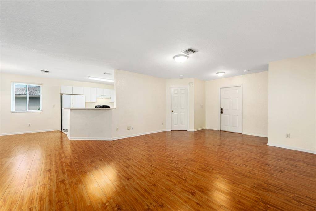 Coral Springs, FL 33065,8496 NW 40th St