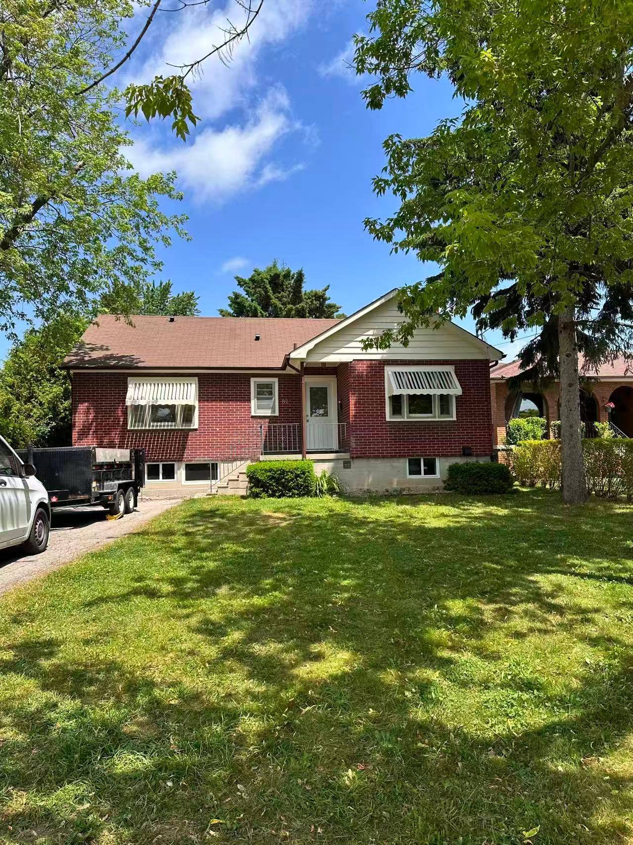 Richmond Hill, ON L4C 4L5,82 Oxford ST #Main