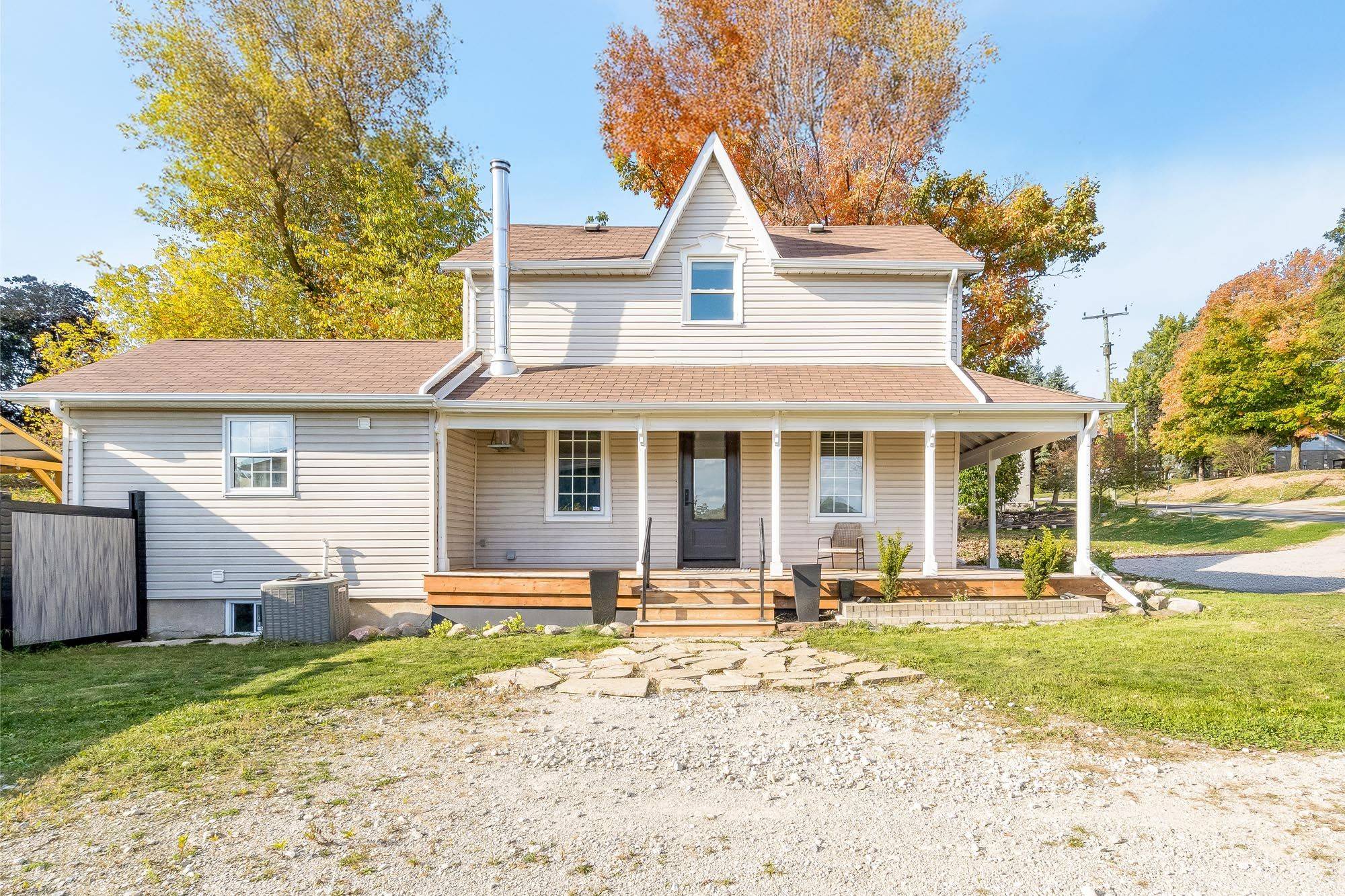 Bradford West Gwillimbury, ON L3Z 3X2,3740 Simcoe County Road 27 N/A