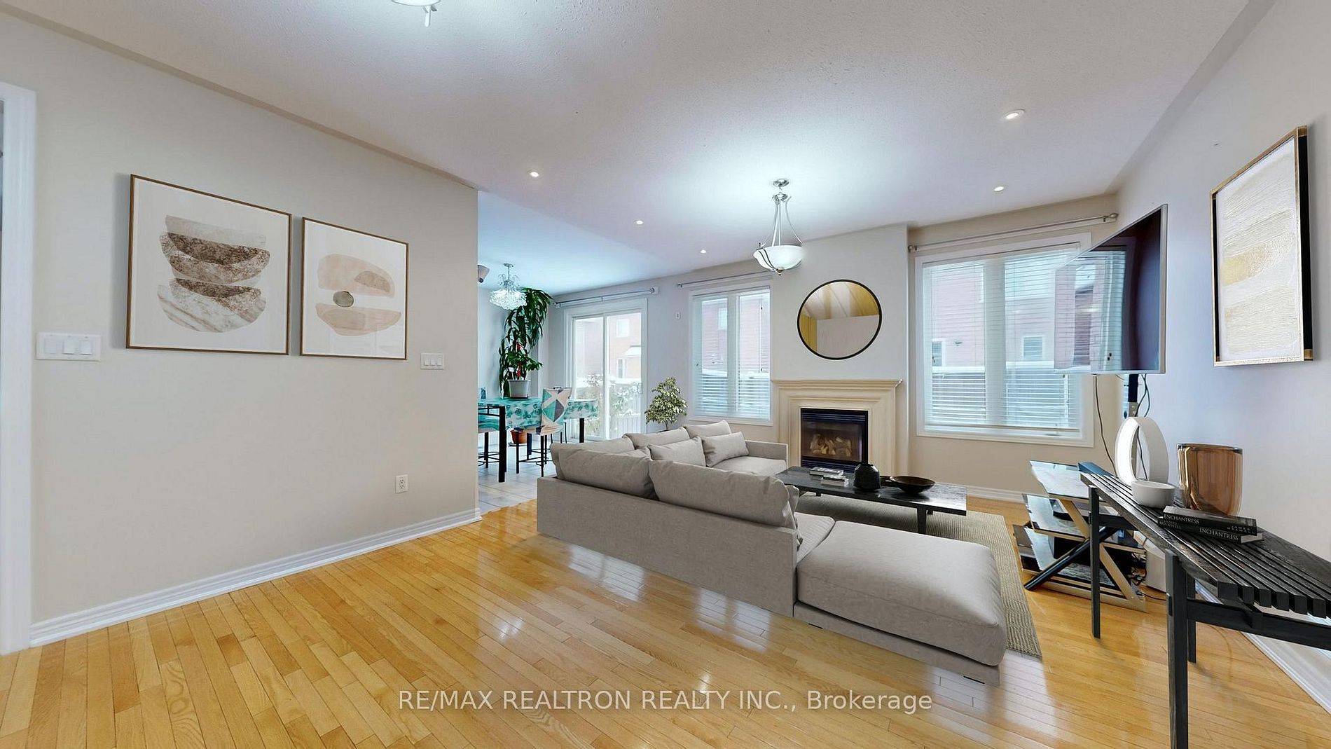 Richmond Hill, ON L4E 4Z3,222 Silver Maple RD