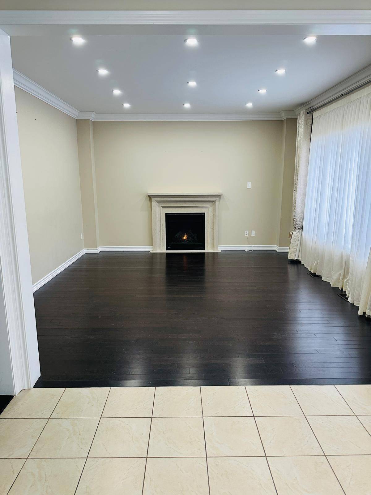 New Tecumseth, ON L9R 0G9,4 Hackett ST