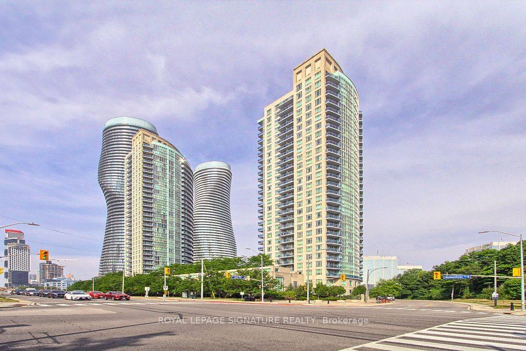 Mississauga, ON L4Z 0A1,90 Absolute AVE #TH-104