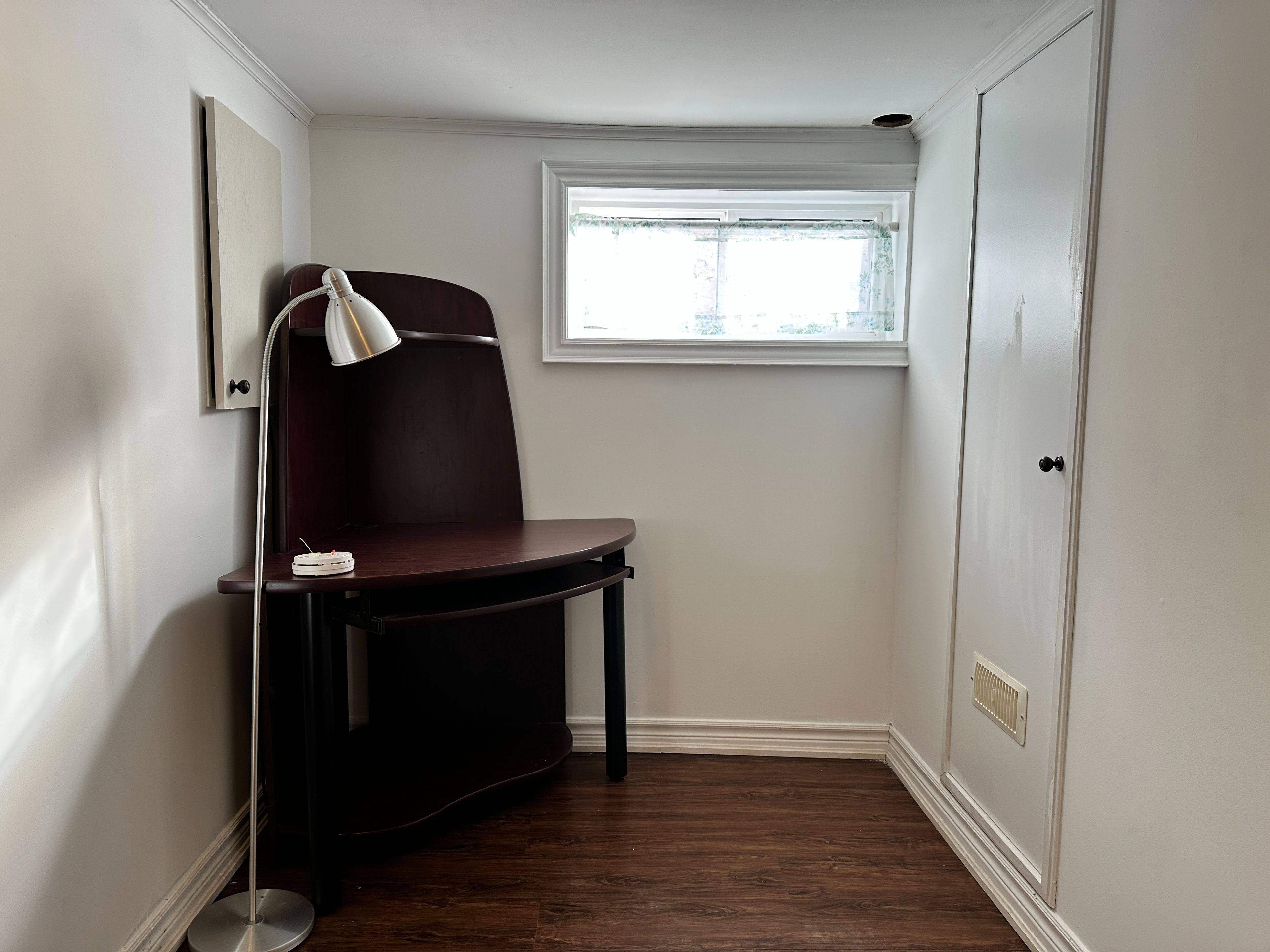 Mississauga, ON L5A 2A4,196 Voltarie CRES