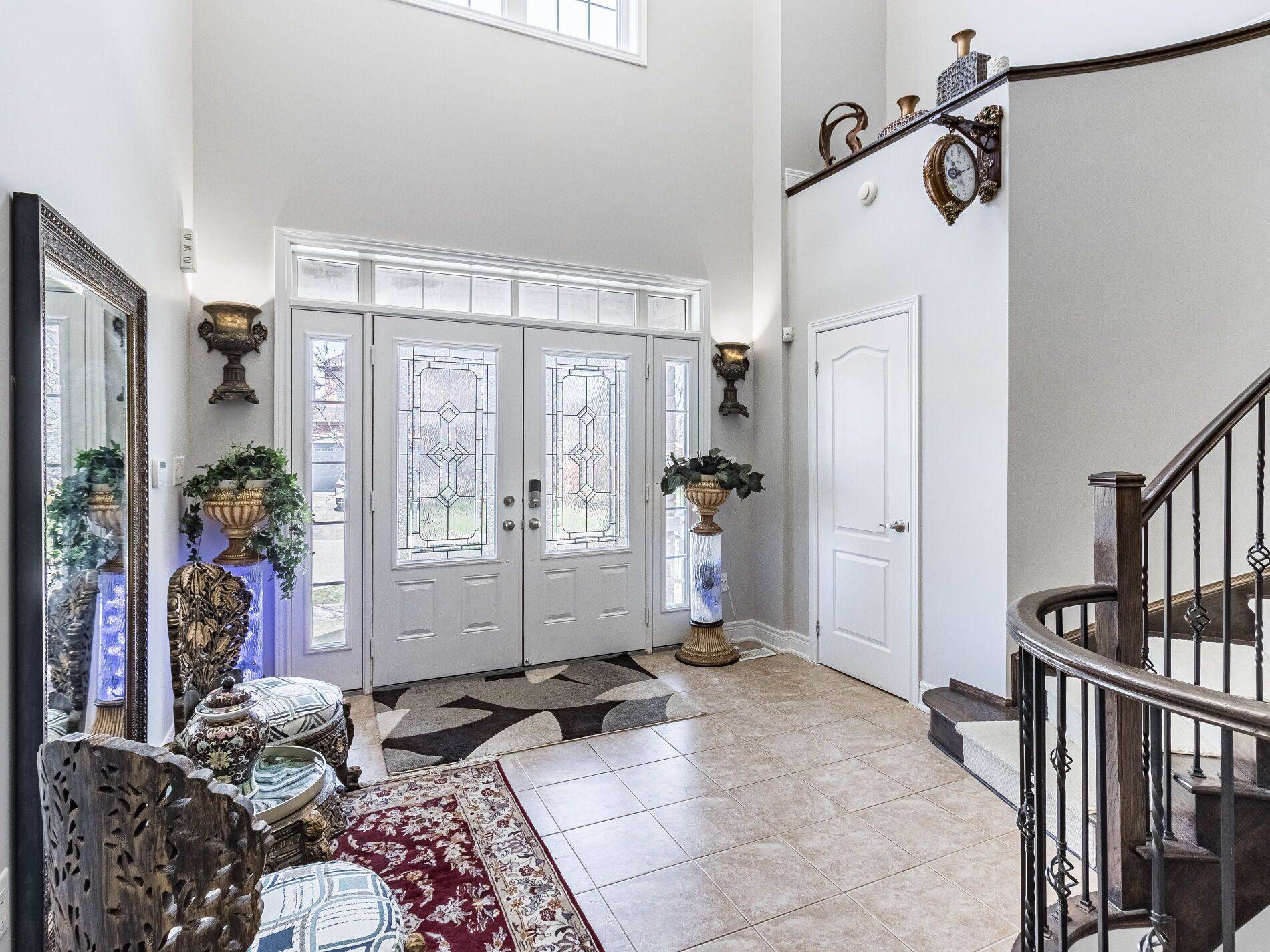 Oakville, ON L6H 0C5,2340 Thruxton DR