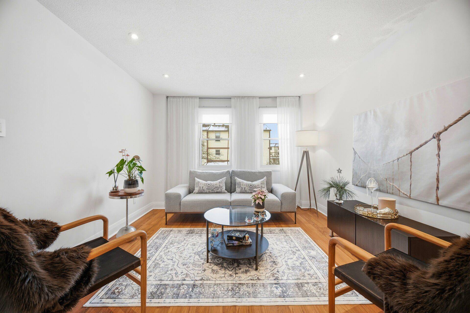 Mississauga, ON L5N 2S5,7340 Copenhagen RD #43