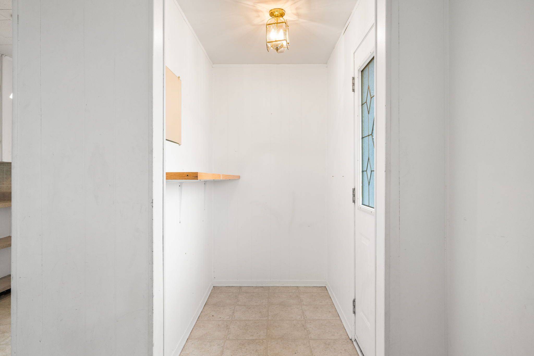 Arnprior, ON K7S 2M2,266 Daniel ST S