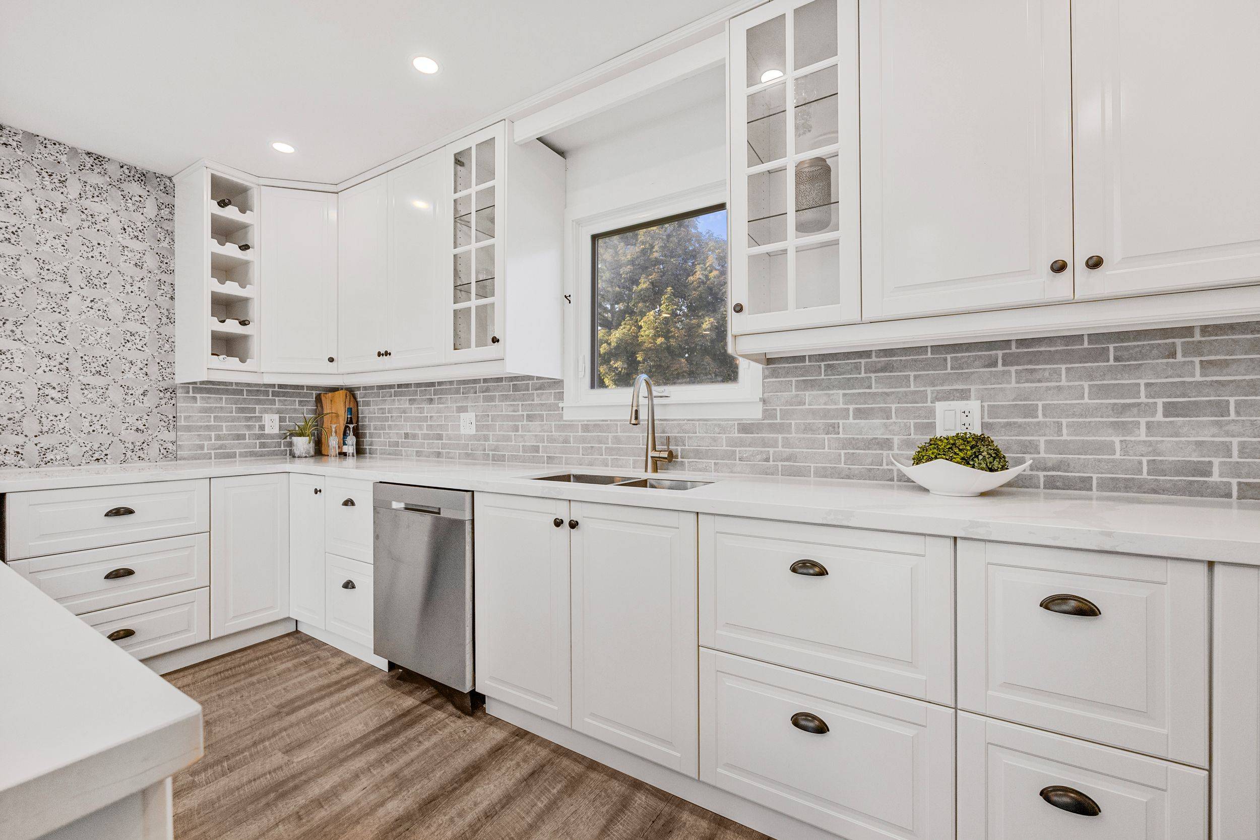 East Luther Grand Valley, ON L9W 5S5,50 Leeson ST S