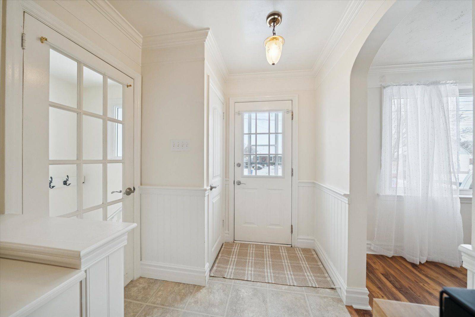 Peterborough, ON K9J 7C1,420 Mckellar ST