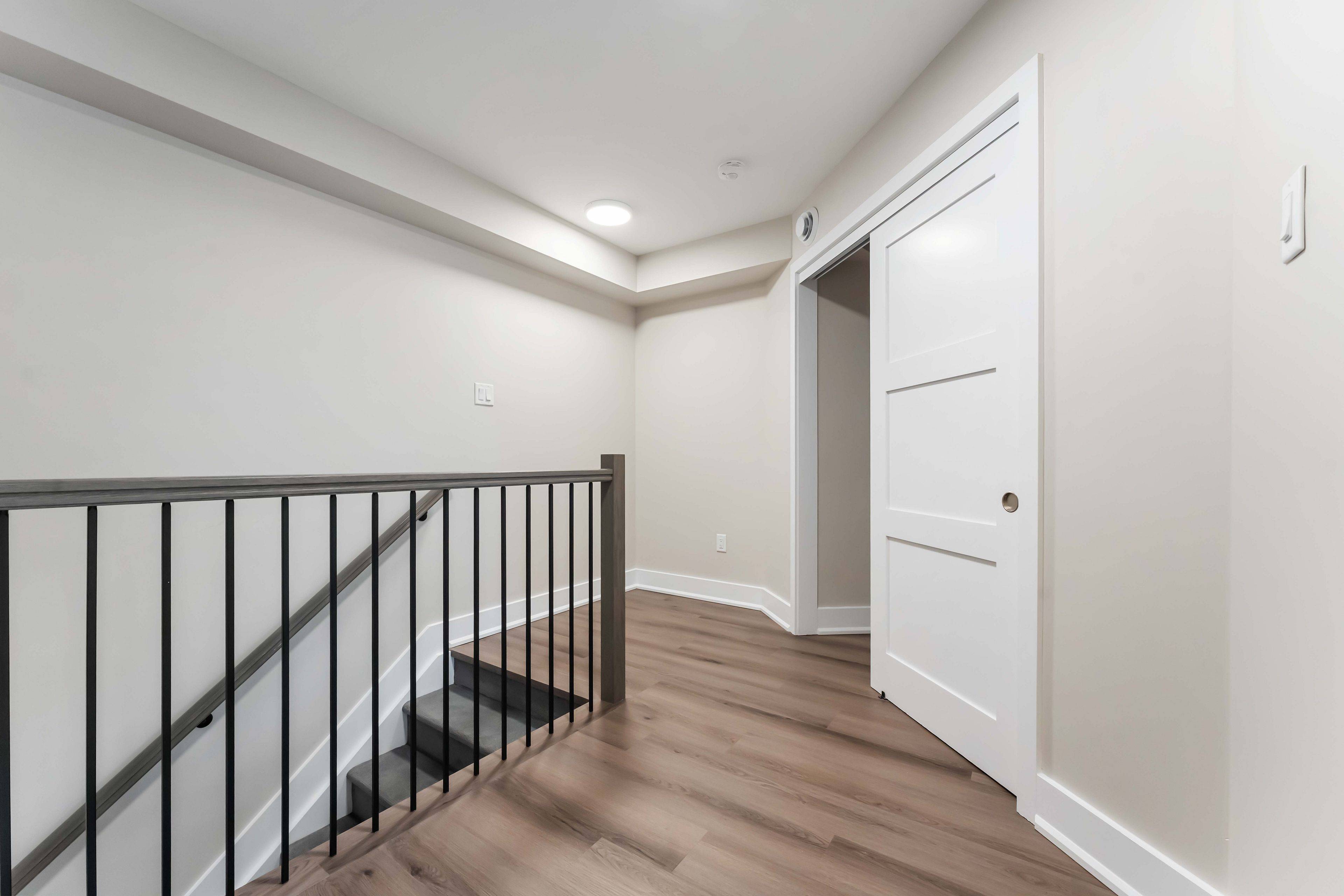 Glebe - Ottawa East And Area, ON K1S 2N7,342 Fifth AVE #6