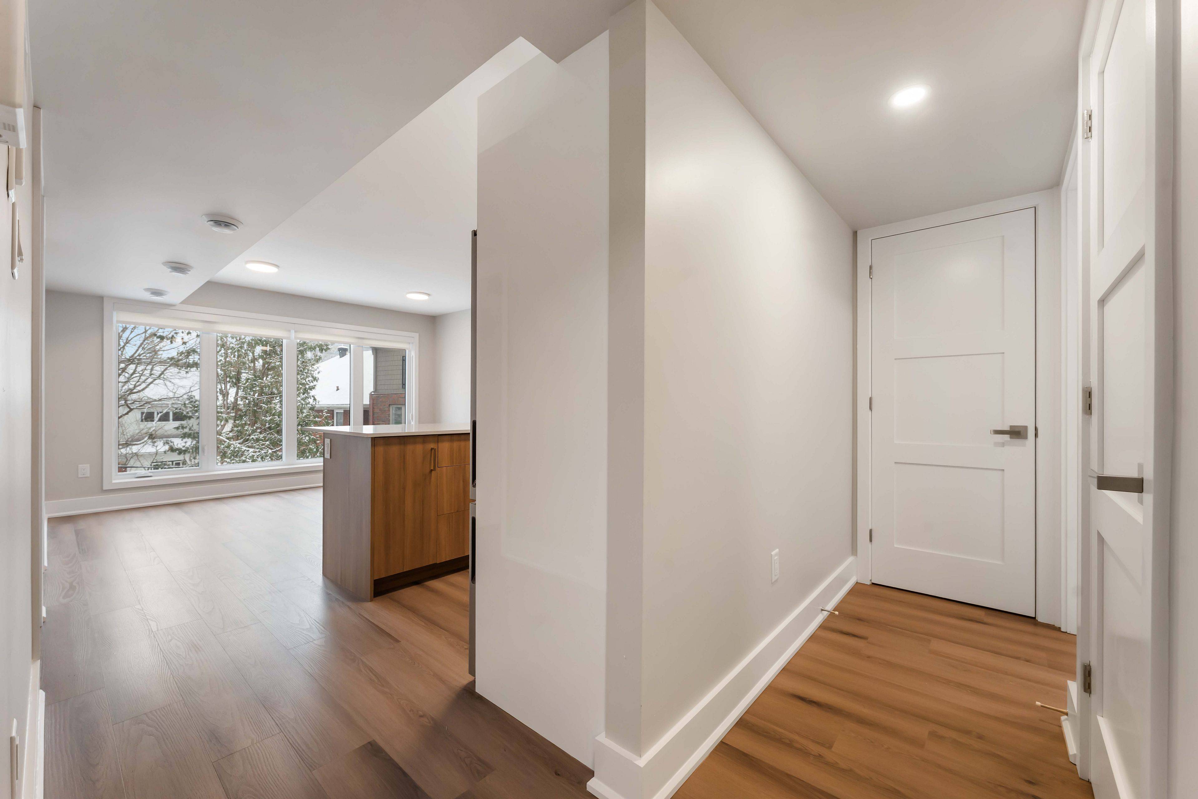 Glebe - Ottawa East And Area, ON K1S 2N7,342 Fifth AVE #6