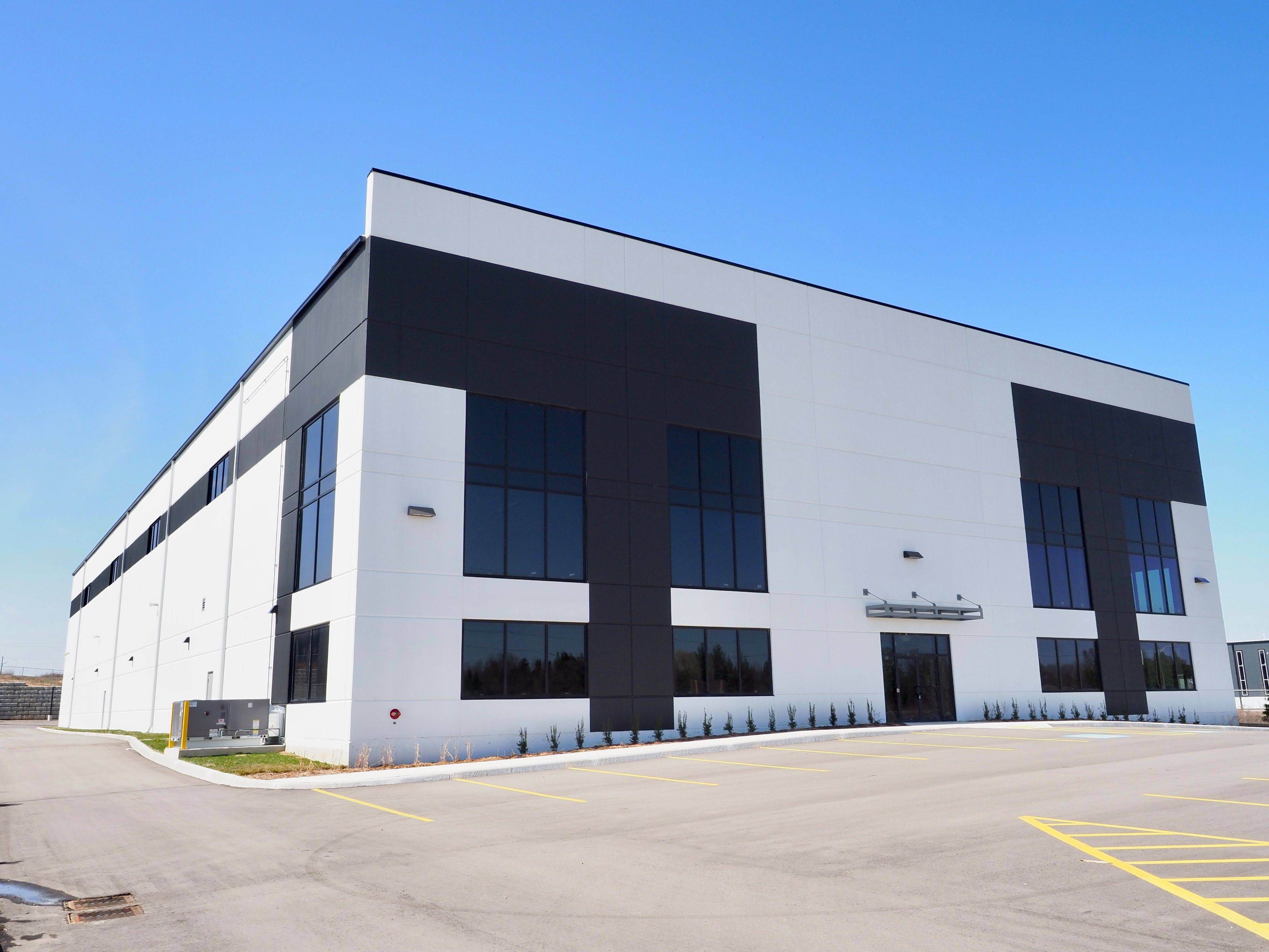 Woodstock, ON N4T 0N2,417 Griffin WAY #B 3-4