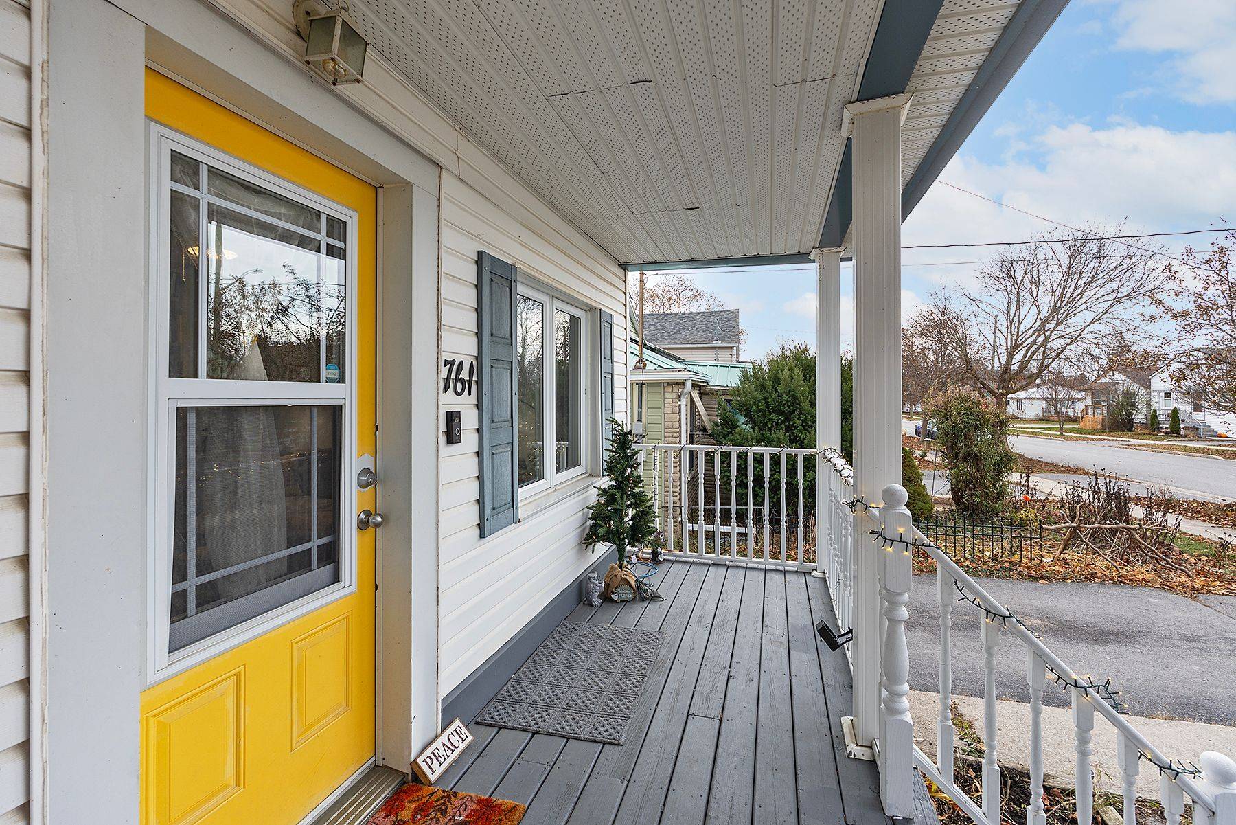 Kingston, ON K7K 4S9,761 Victoria ST