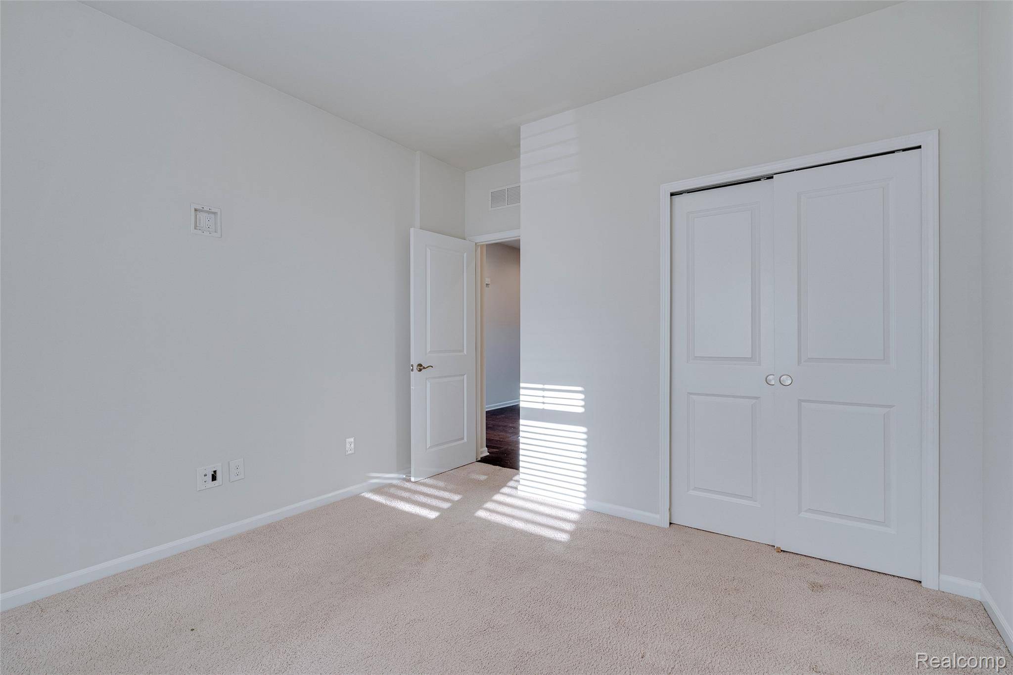 Canton, MI 48188,897 HARRISON ST