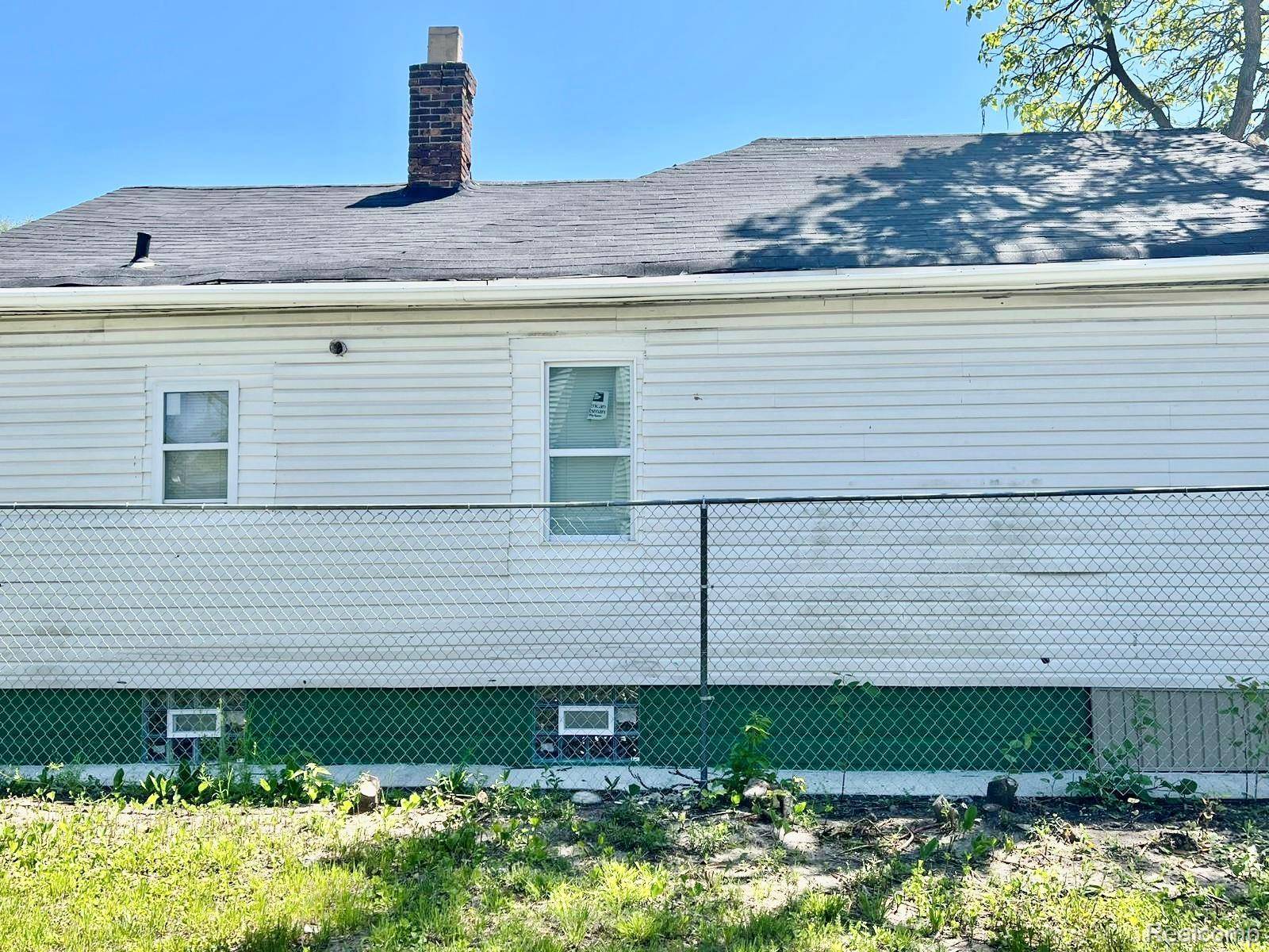 Hamtramck, MI 48212,13826 Gallagher ST