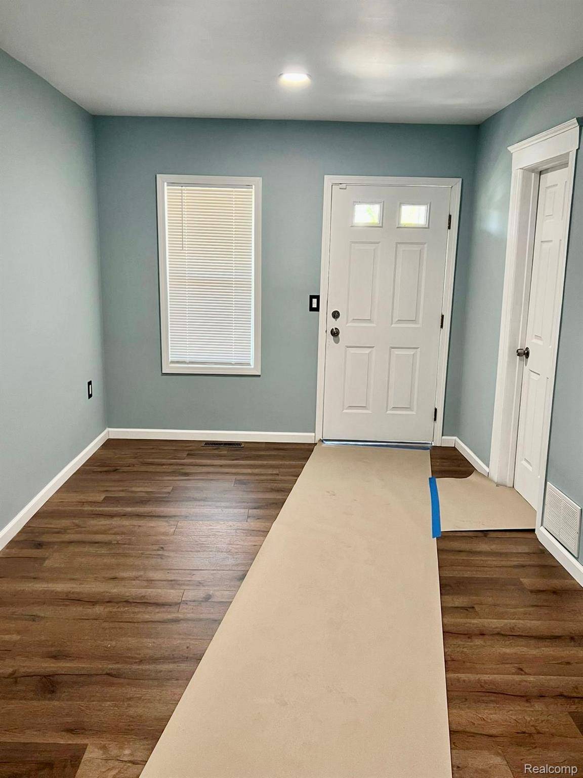 Hamtramck, MI 48212,13826 Gallagher ST