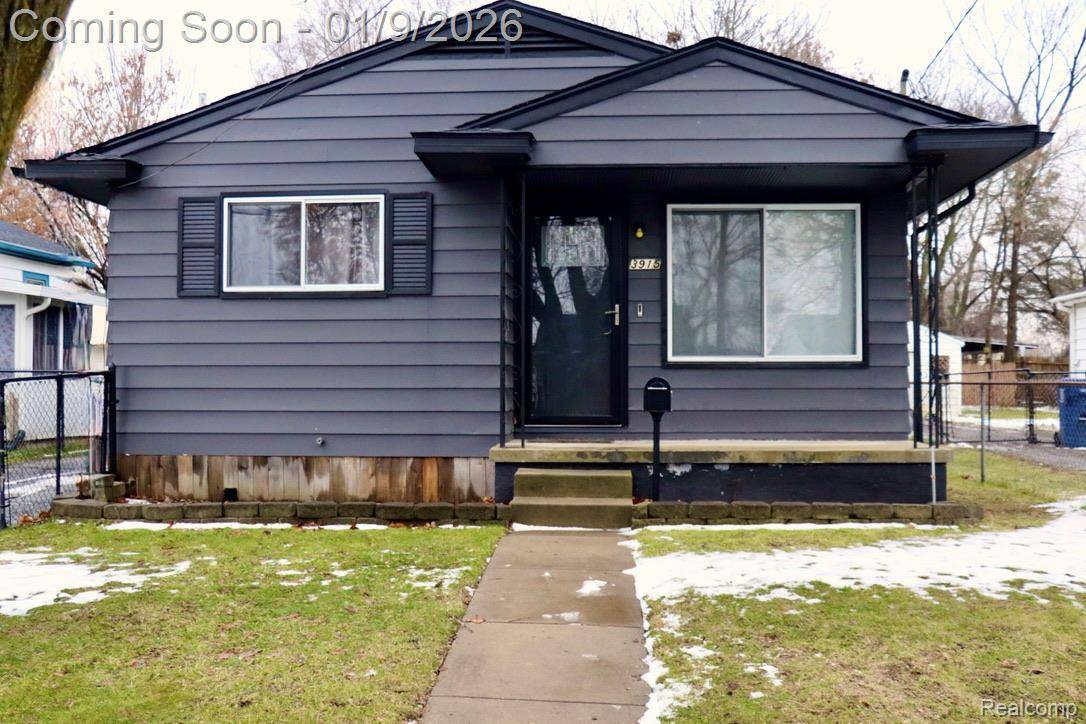 Flint, MI 48532,3915 Augusta ST