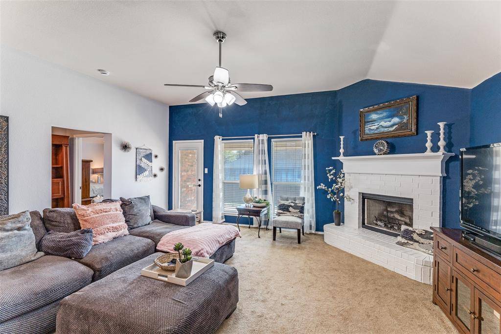 Saginaw, TX 76179,300 Lottie Lane