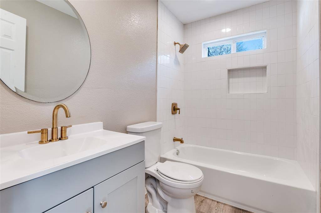 Dallas, TX 75212,3818 Peoria Street