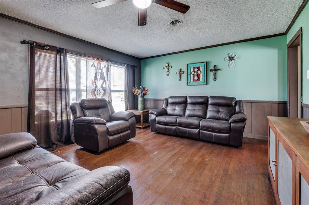 Fort Worth, TX 76112,5732 Monterrey Drive