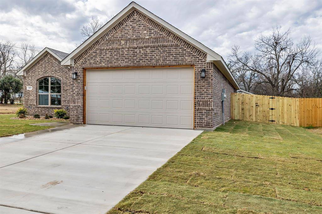 Cleburne, TX 76033,603 Madison Street