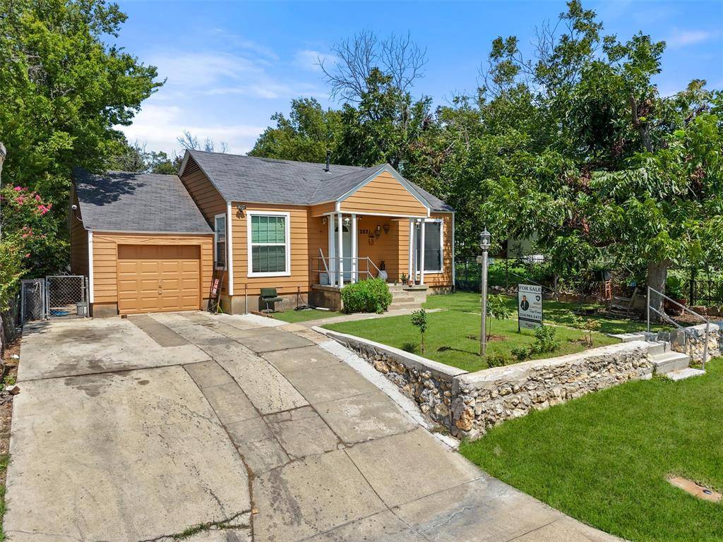 Fort Worth, TX 76105,2821 Burchill Road S