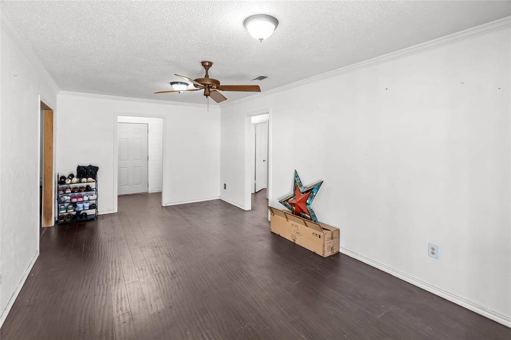 Joshua, TX 76058,204 Thomas Street