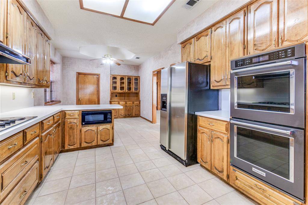 Garland, TX 75044,2122 Rolling Oak Lane