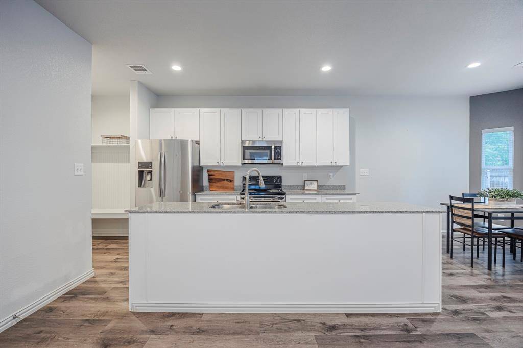 Fort Worth, TX 76106,2801 17th Street