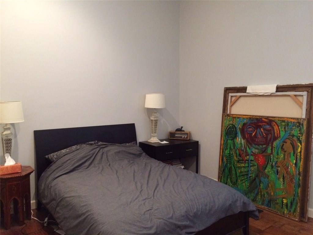 Dallas, TX 75207,1371 Crampton Street #120