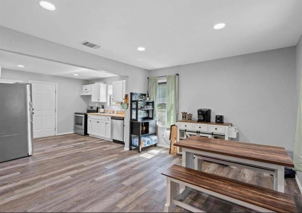 Weatherford, TX 76088,10309 Mineral Wells Highway