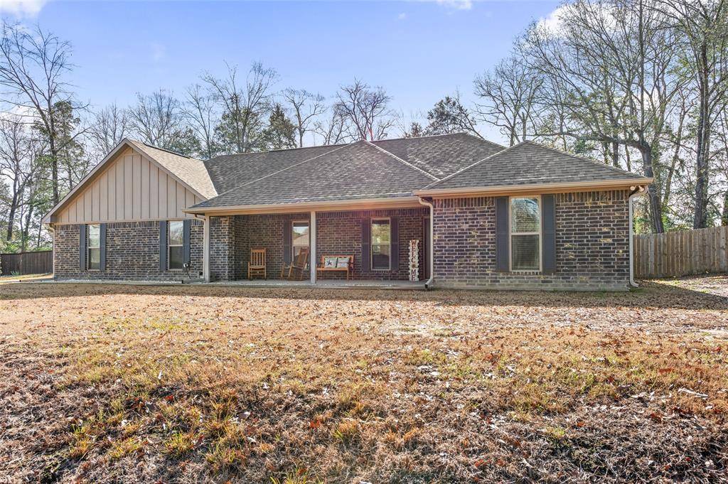 Mineola, TX 75773,186 Private road 6292