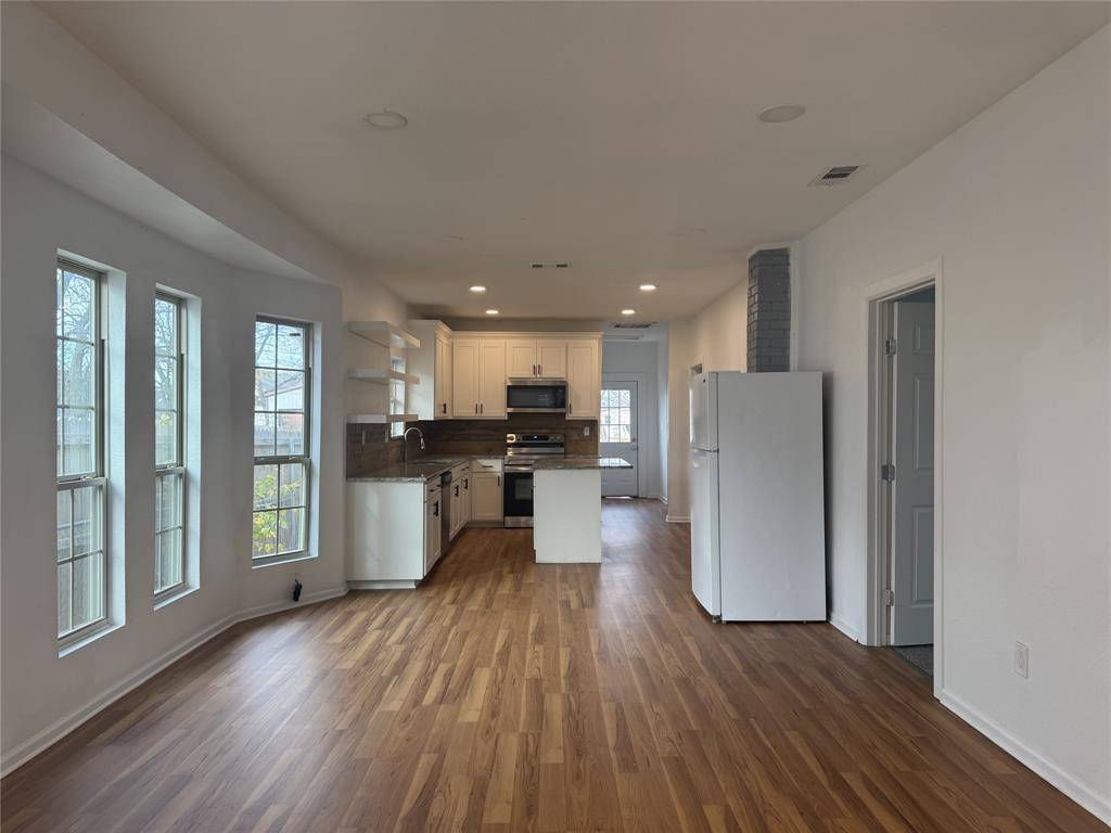 Denison, TX 75021,525 E Munson Street