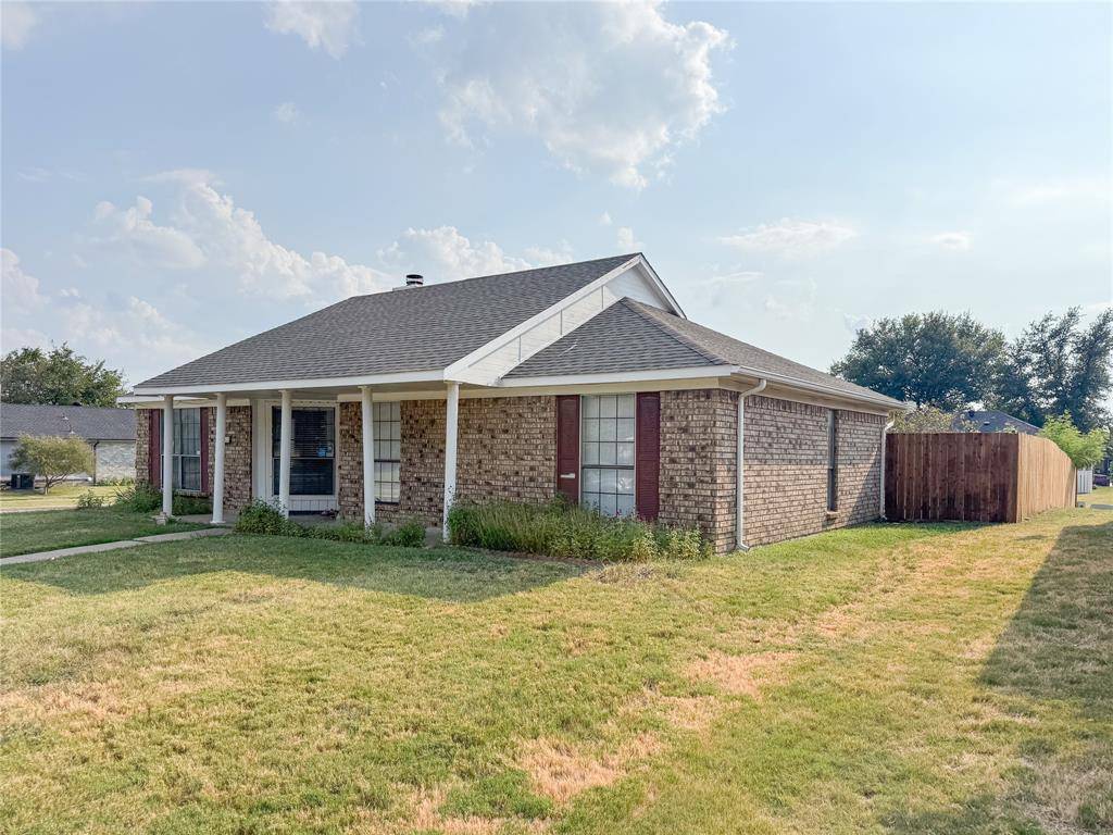 Lewisville, TX 75077,1602 Autumn Breeze Lane
