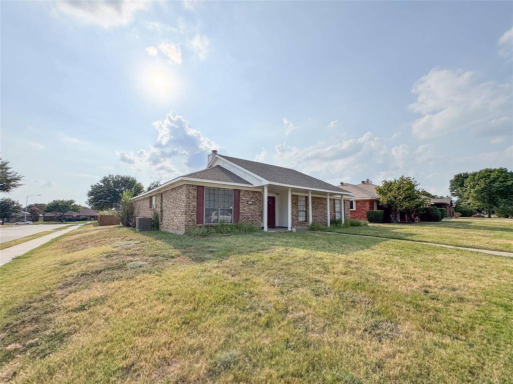Lewisville, TX 75077,1602 Autumn Breeze Lane
