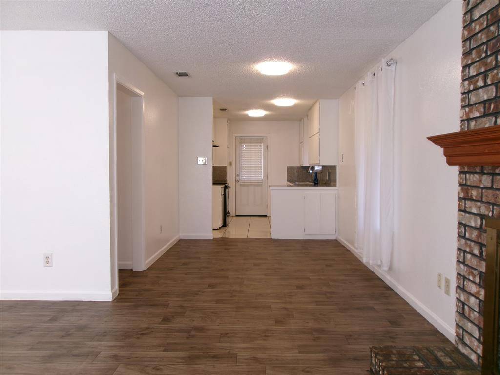 Arlington, TX 76015,2409 Ventura Drive #B