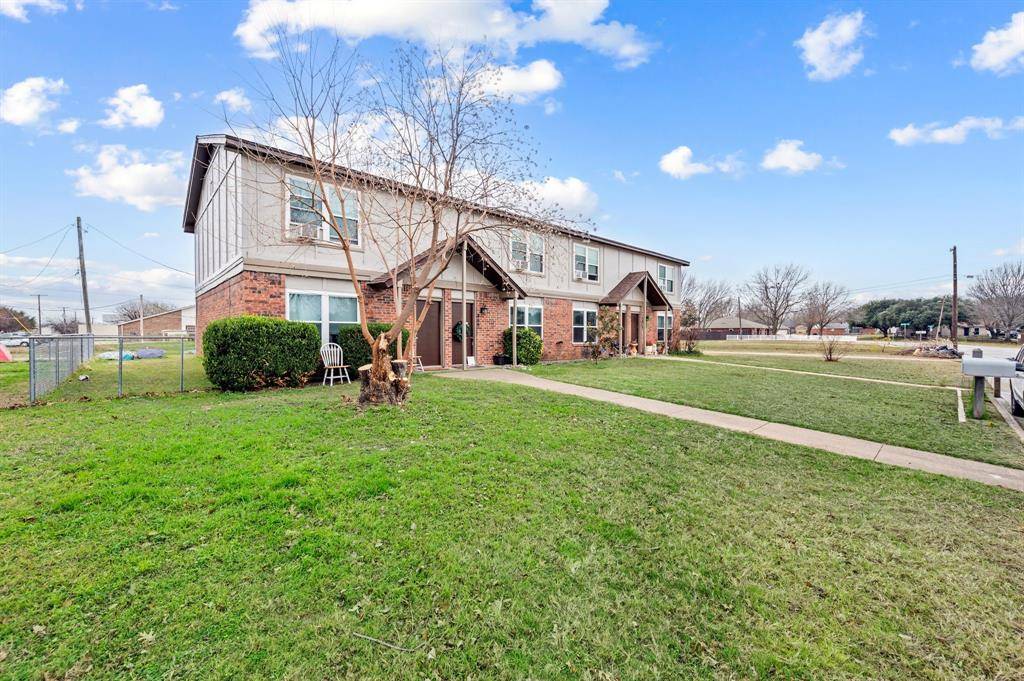 Burleson, TX 76028,449 Thomas Street