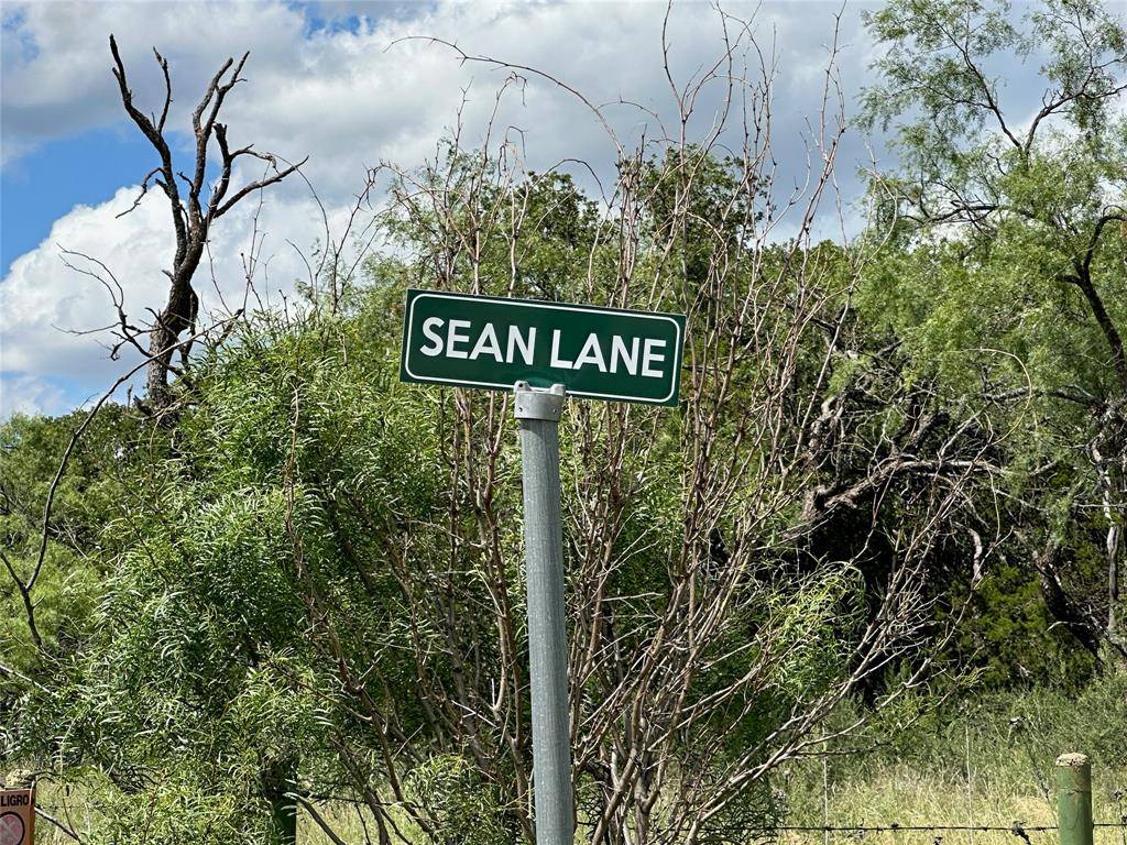 10 FM 585, Bangs, TX 76823