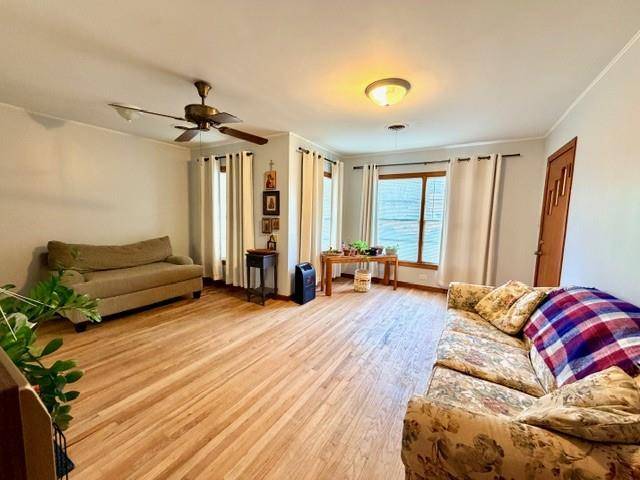 Goldthwaite, TX 76844,1417 Reynolds Street