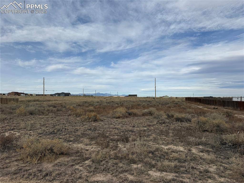 Pueblo, CO 81007,943 E Moonbeam DR