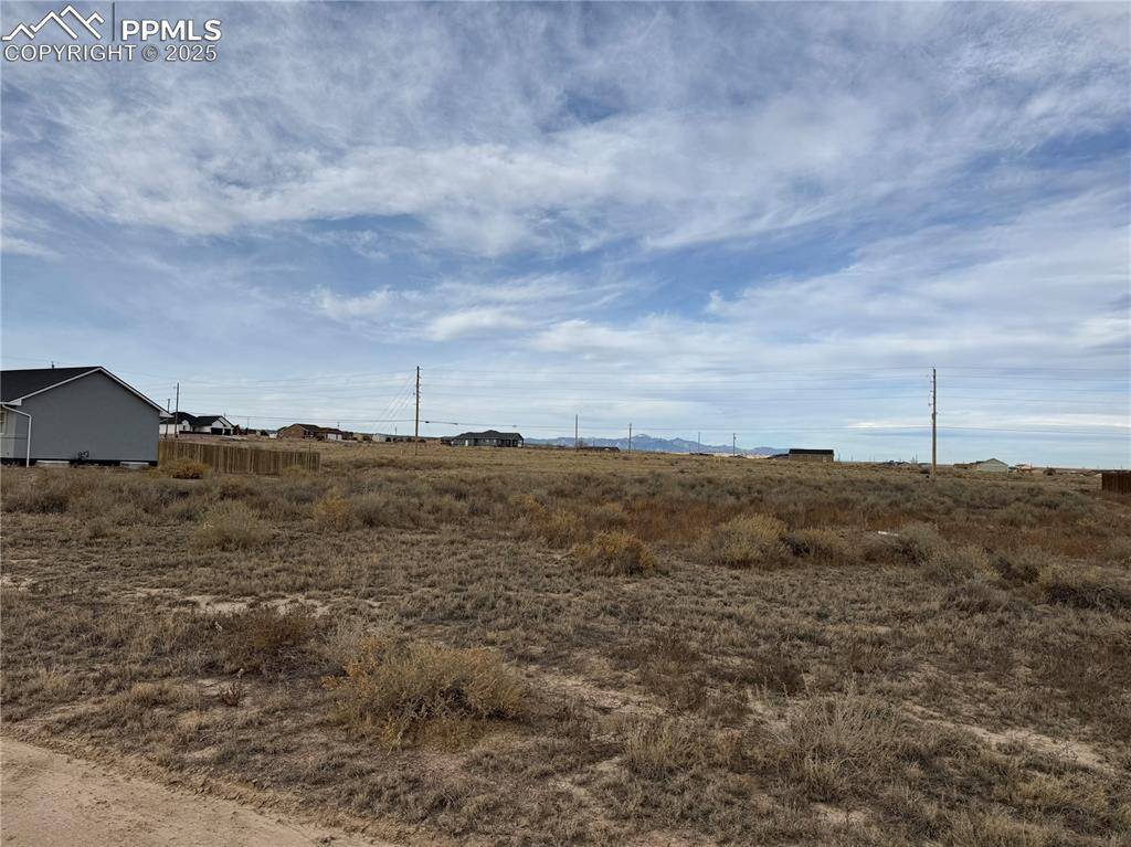 Pueblo, CO 81007,943 E Moonbeam DR